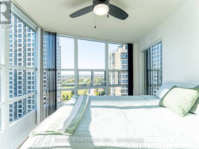 2002 - 33 ELM DRIVE W Mississauga Ontario, L5B 4M2 - 2 Bedrooms Condo For Sale