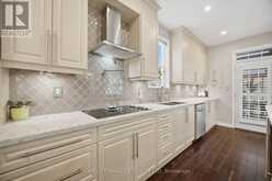 33 KLEMSCOTT ROAD | Brampton Ontario | Slide Image Twelve