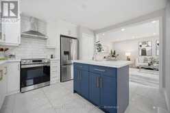 2134 MEADOWBROOK ROAD | Burlington Ontario | Slide Image Sixteen