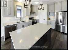 2047 LOCKWOOD CRESCENT | Mount Brydges Ontario | Slide Image Seventeen
