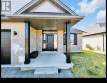 2047 LOCKWOOD CRESCENT | Mount Brydges Ontario | Slide Image Four