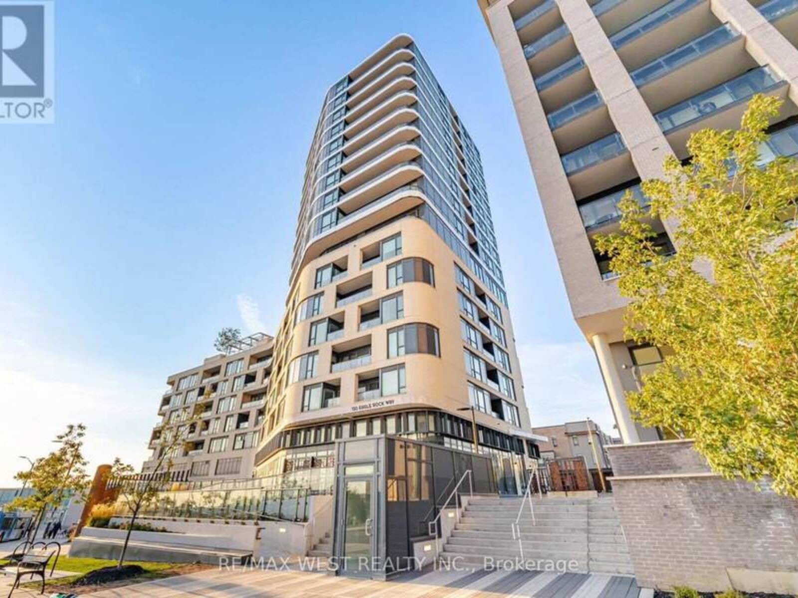 312 - 120 EAGLE ROCK WAY, Vaughan, Ontario L6A 5C2
