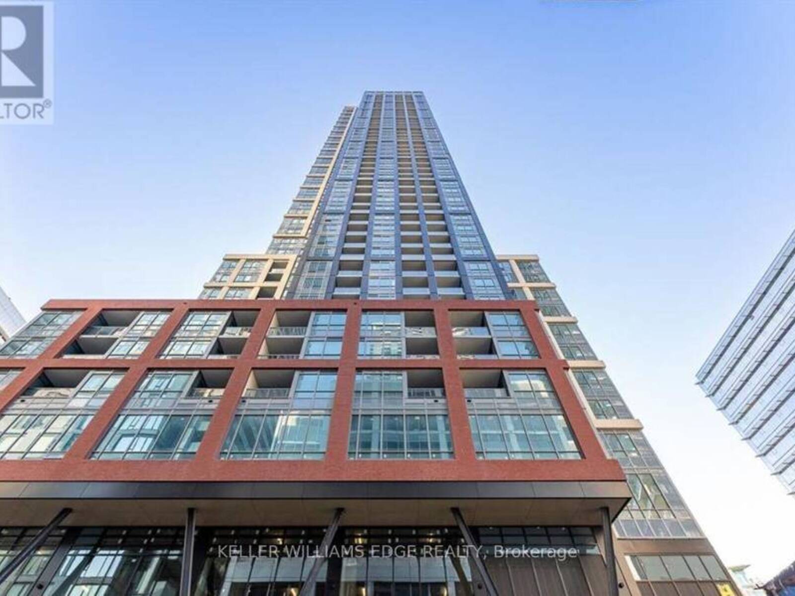 701 - 108 PETER STREET, Toronto, Ontario M5V 2G7