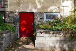 65 BOND STREET W | Lindsay Ontario | Slide Image Twenty-two
