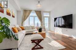 127 GREEN GARDENS BOULEVARD | Toronto Ontario | Slide Image Eighteen
