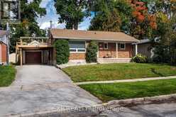 28 ALEXANDER AVENUE | Barrie Ontario | Slide Image One