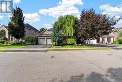 40 MALDIVES CRESCENT | Brampton Ontario | Slide Image One