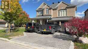 371 DOWSON LOOP | Newmarket Ontario | Slide Image One