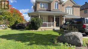 371 DOWSON LOOP | Newmarket Ontario | Slide Image Two
