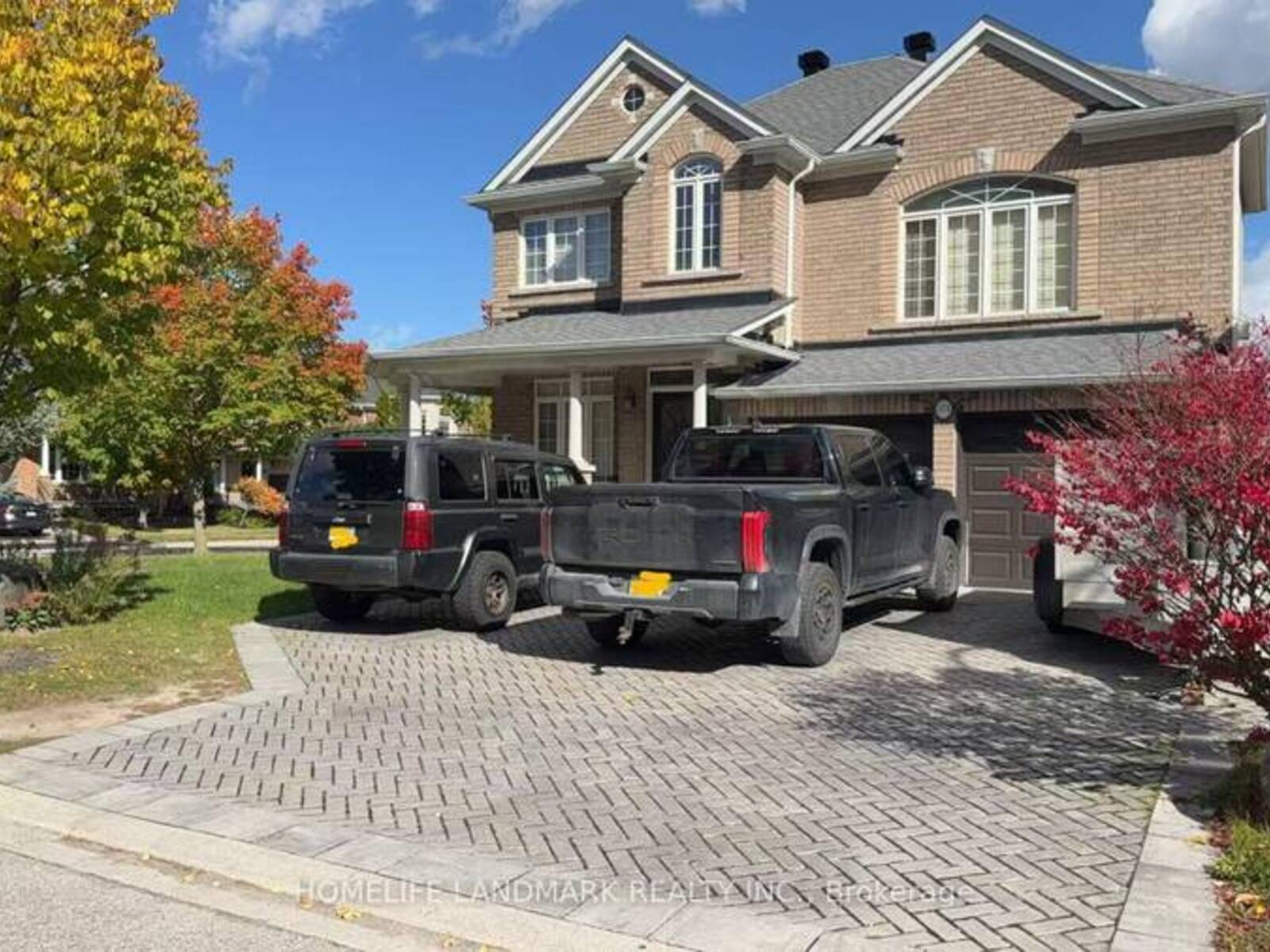 371 DOWSON LOOP, Newmarket, Ontario L3X 3G3
