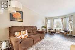 4 O'SHAUGHNESSY CRESCENT | Barrie Ontario | Slide Image Nine