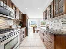 61 MILLCLIFF CIRCLE | Aurora Ontario | Slide Image Twelve
