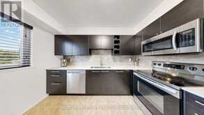 544 JACK GILES CIRCLE | Newmarket Ontario | Slide Image Fifteen