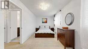 544 JACK GILES CIRCLE | Newmarket Ontario | Slide Image Twenty-four