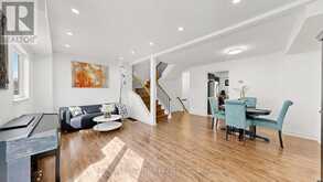 544 JACK GILES CIRCLE | Newmarket Ontario | Slide Image Nine