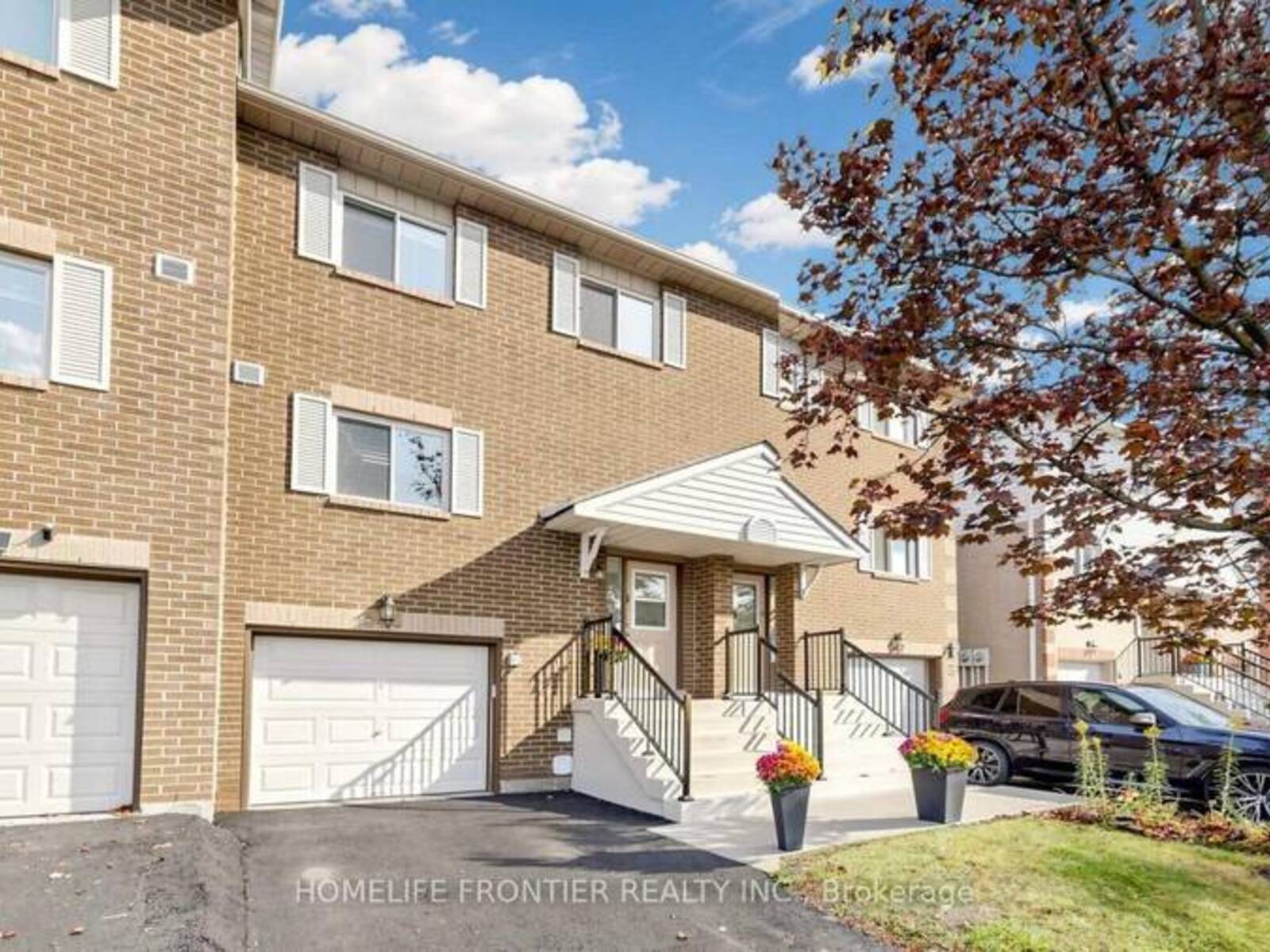 544 JACK GILES CIRCLE, Newmarket, Ontario L3X 1X9