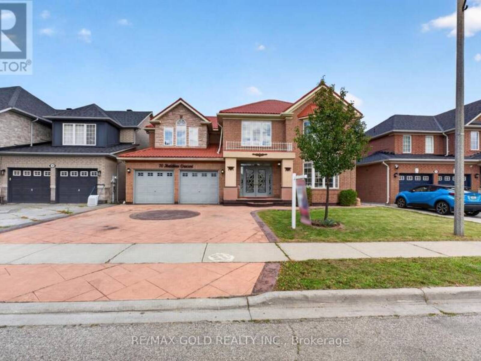 70 MALDIVES CRESCENT, Brampton, Ontario L6P 1L1