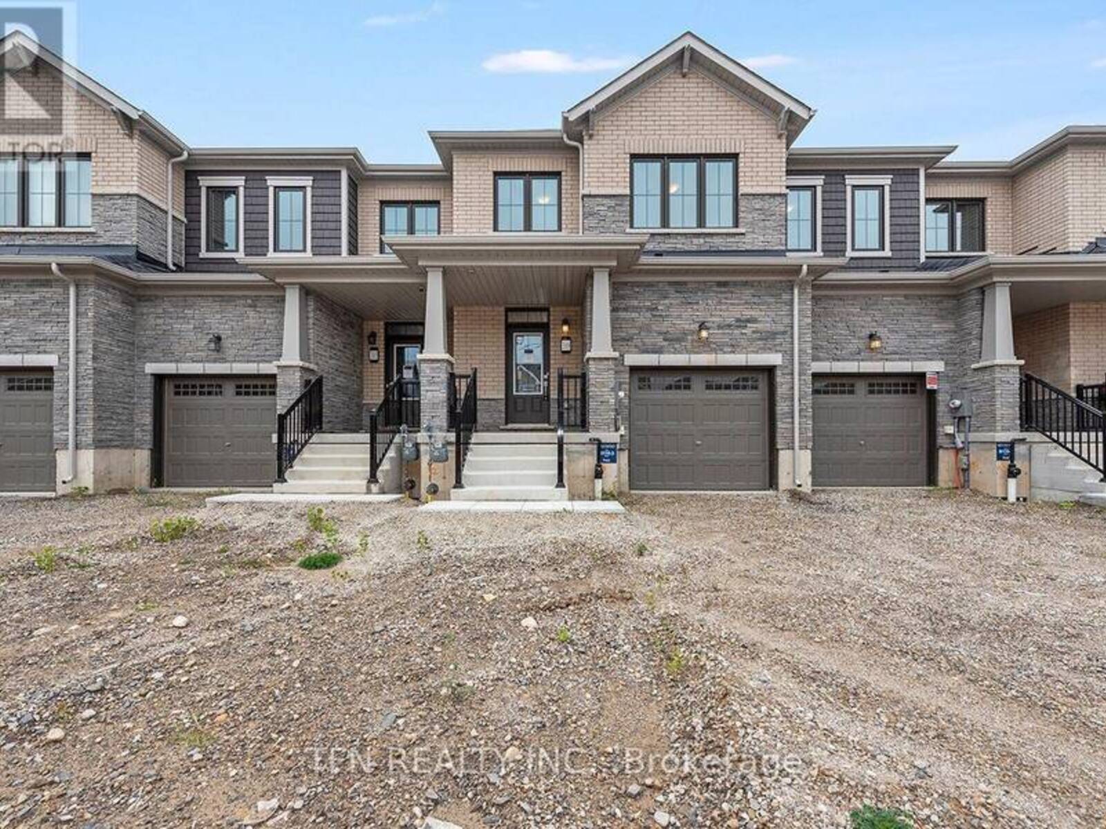 389 STARLIGHT AVENUE, Woolwich, Ontario N0B 1M0