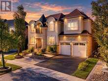 6 DOLBY CRESCENT | Ajax Ontario | Slide Image Two