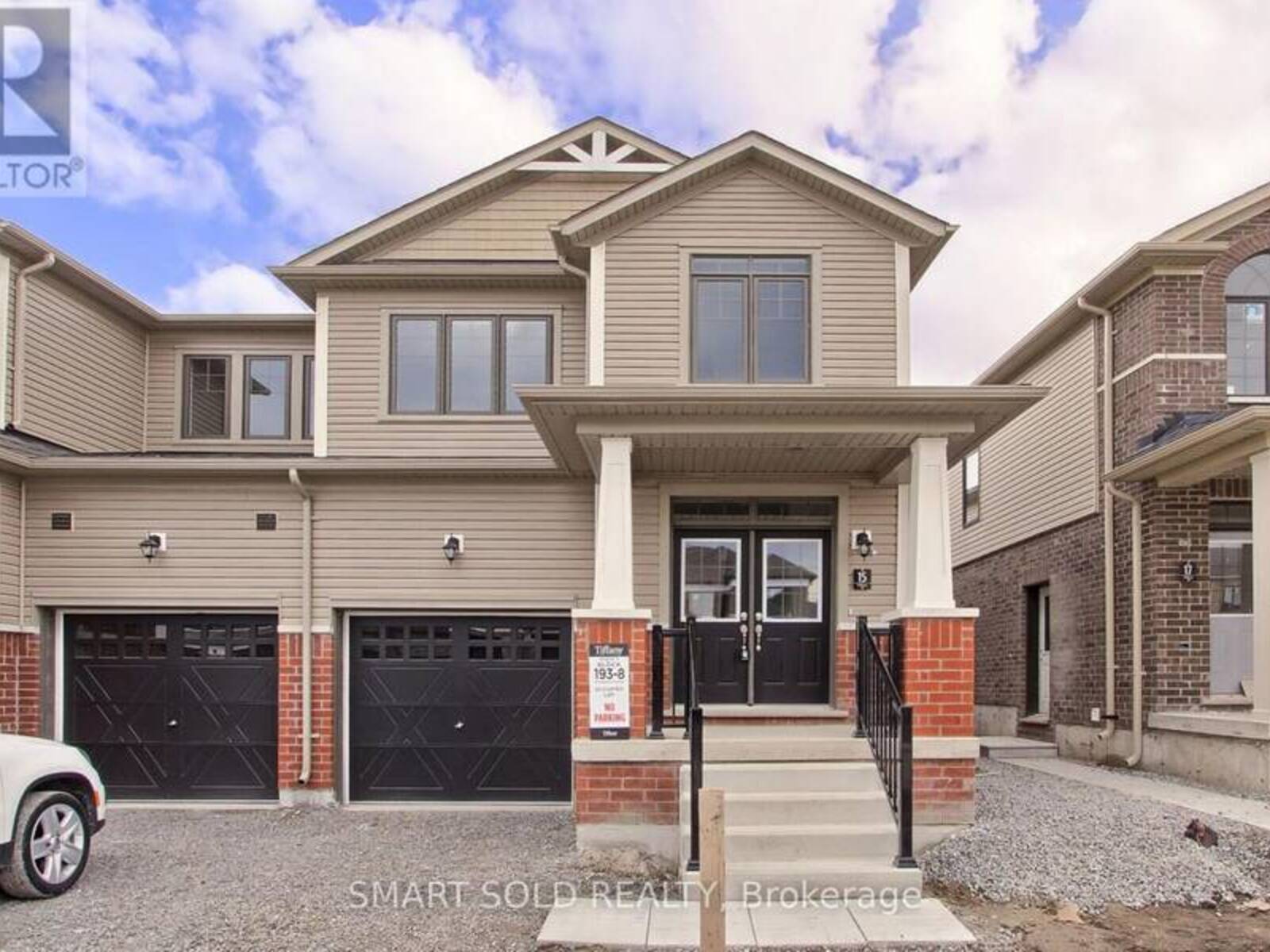 15 DURHAM AVENUE, Barrie, Ontario L9J 0W7