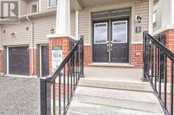 15 DURHAM AVENUE | Barrie Ontario | Slide Image Four