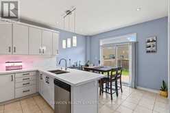 43 LONE ROCK CIRCLE | Brampton Ontario | Slide Image Fifteen