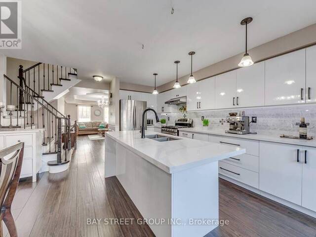 213 LITTLEWOOD DRIVE Oakville Ontario, L6H 6T8 - 3 Bedrooms Home For Sale