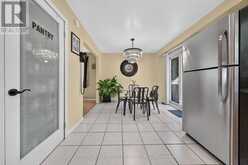 26 FOX RUN | Barrie Ontario | Slide Image Nine