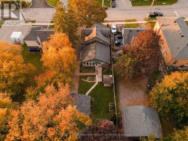 131 JOHN STREET E Bradford West Gwillimbury Ontario, L3Z 1G3 - 4 Bedrooms Home For Sale