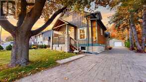 131 JOHN STREET E | Bradford West Gwillimbury Ontario | Slide Image Two