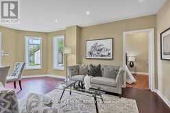429 NORTH LAKE ROAD | Richmond Hill Ontario | Slide Image Thirty-eight