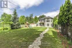 429 NORTH LAKE ROAD | Richmond Hill Ontario | Slide Image Forty-five