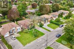 202 WATERLOO AVENUE | Toronto Ontario | Slide Image Six