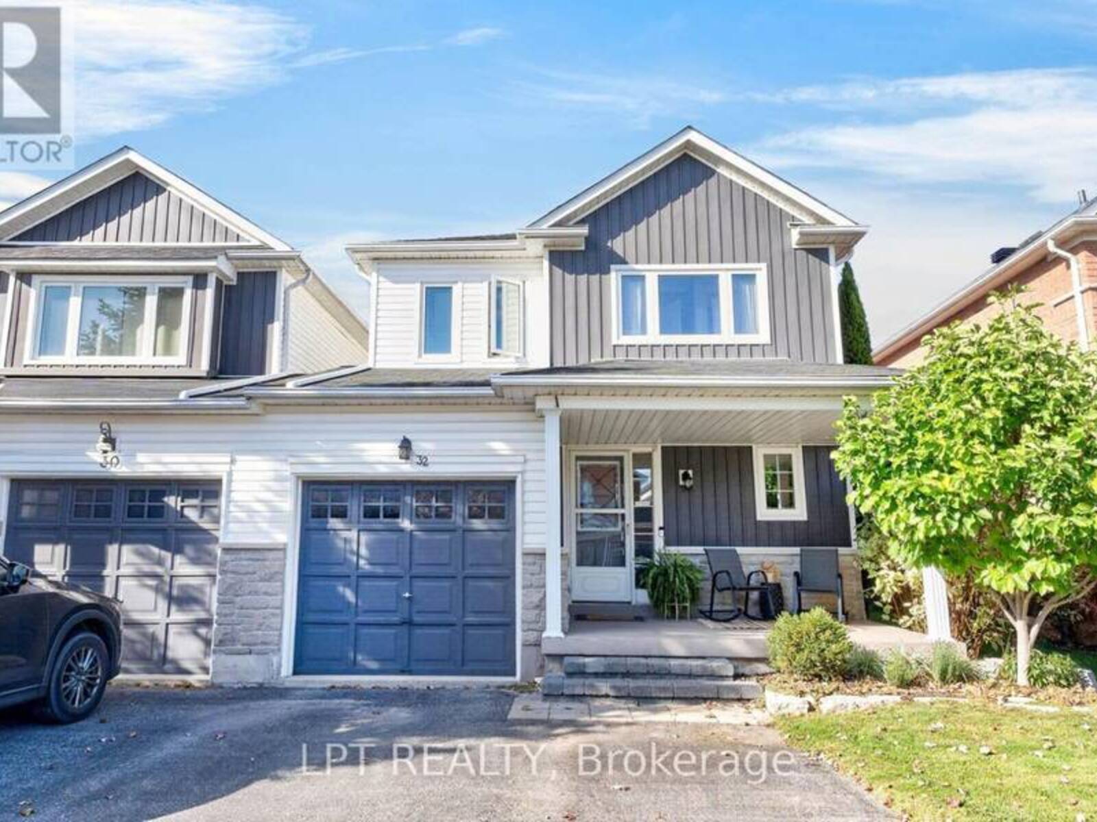 32 PRIMEAU AVENUE, Whitby, Ontario L1M 2B7