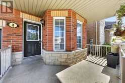 3 WHEELWRIGHT DRIVE | Richmond Hill Ontario | Slide Image Five