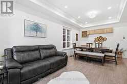 15 CALAMINT LANE | Richmond Hill Ontario | Slide Image Seven