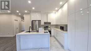 4 CAYMUS STREET | Richmond Hill Ontario | Slide Image Nine