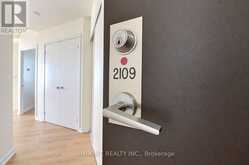 2109 - 62 FOREST MANOR ROAD | Toronto Ontario | Slide Image Six