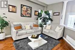 71 SWEETNAM DRIVE | Lindsay Ontario | Slide Image Two