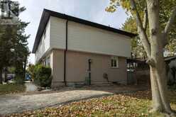 4 GLAMIS COURT | Hamilton Ontario | Slide Image Three