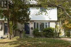 4 GLAMIS COURT | Hamilton Ontario | Slide Image Four