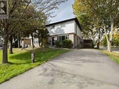 4 GLAMIS COURT Hamilton Ontario, L9C 6B3