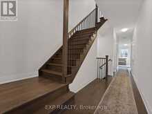 209 VERMONT AVENUE | Newmarket Ontario | Slide Image Sixteen