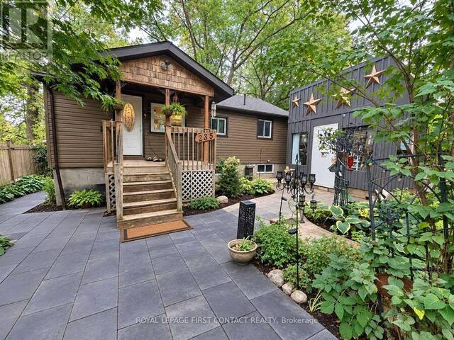 235 SUNNIDALE ROAD S Wasaga Beach Ontario, L9Z 2T4 - 3 Bedrooms Waterfront Home For sale
