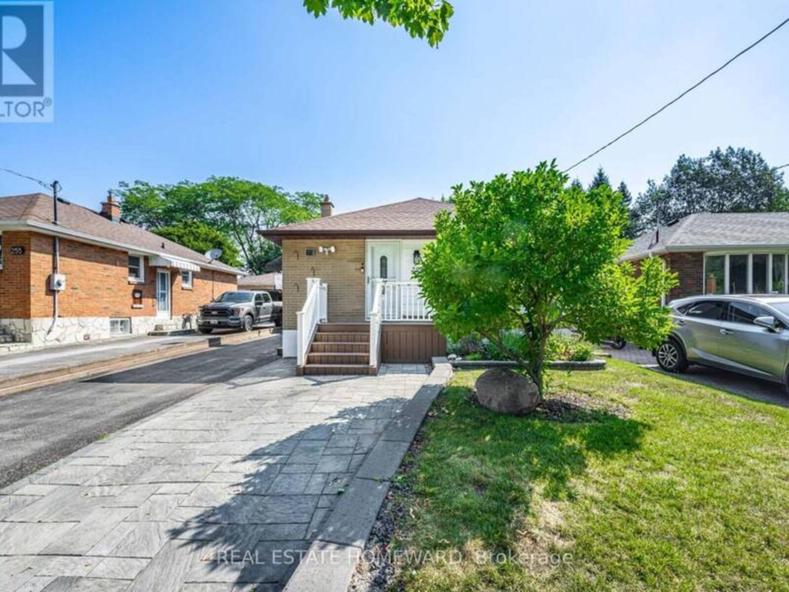 259 WINDSOR STREET, Oshawa, Ontario L1H 6G5