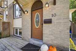 10 FAIRBAIRN COURT | Clarington Ontario | Slide Image Three