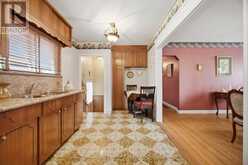8 WOOLTON CRESCENT | Toronto Ontario | Slide Image Seven
