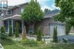 14 SABLE DRIVE | Ancaster Ontario | Slide Image Three