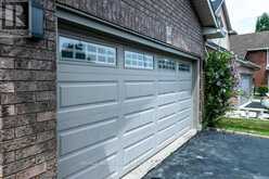 14 SABLE DRIVE | Ancaster Ontario | Slide Image Five