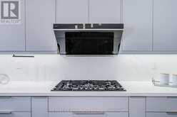 68 DRAWBRIDGE DRIVE | Markham Ontario | Slide Image Sixteen